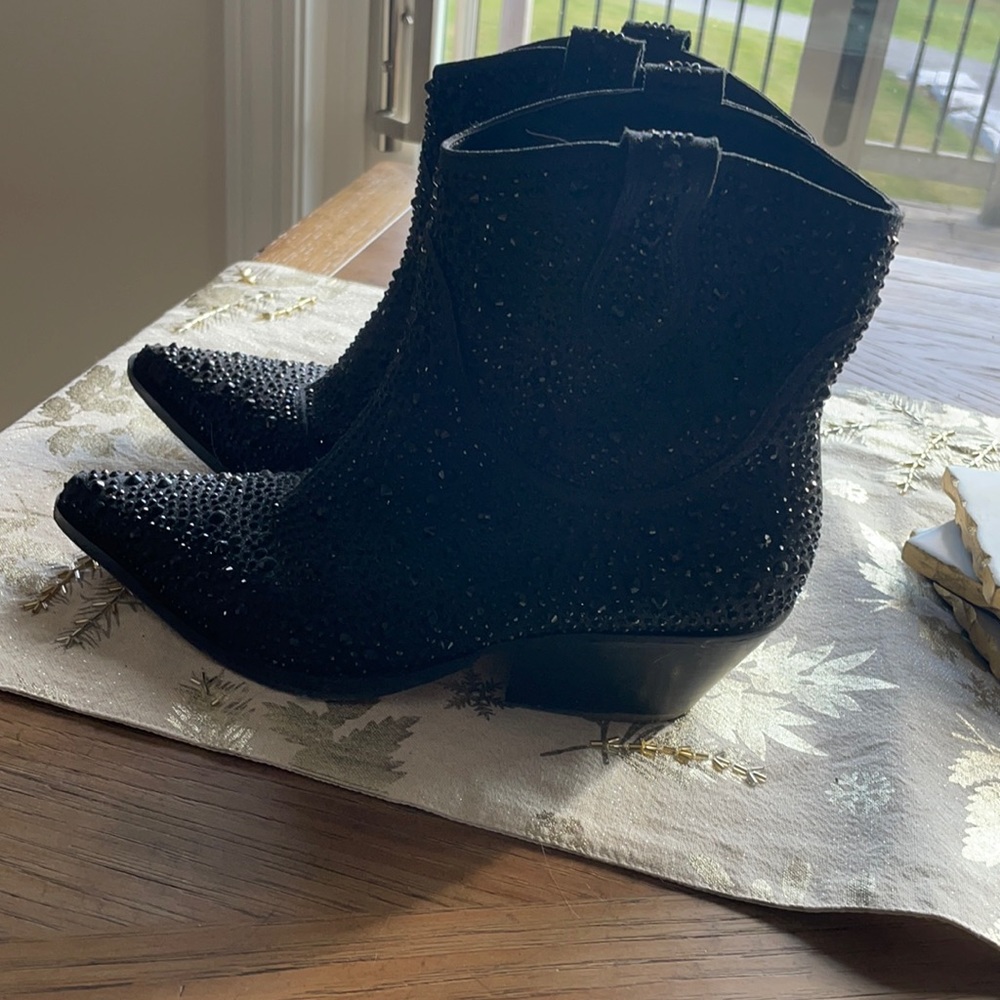 Jessica Simpson sparky ankle length cowboy boots